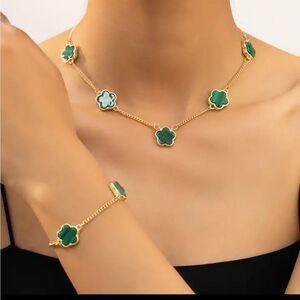 Gold & Green Quatrefoil Clover Necklace & Bracelet